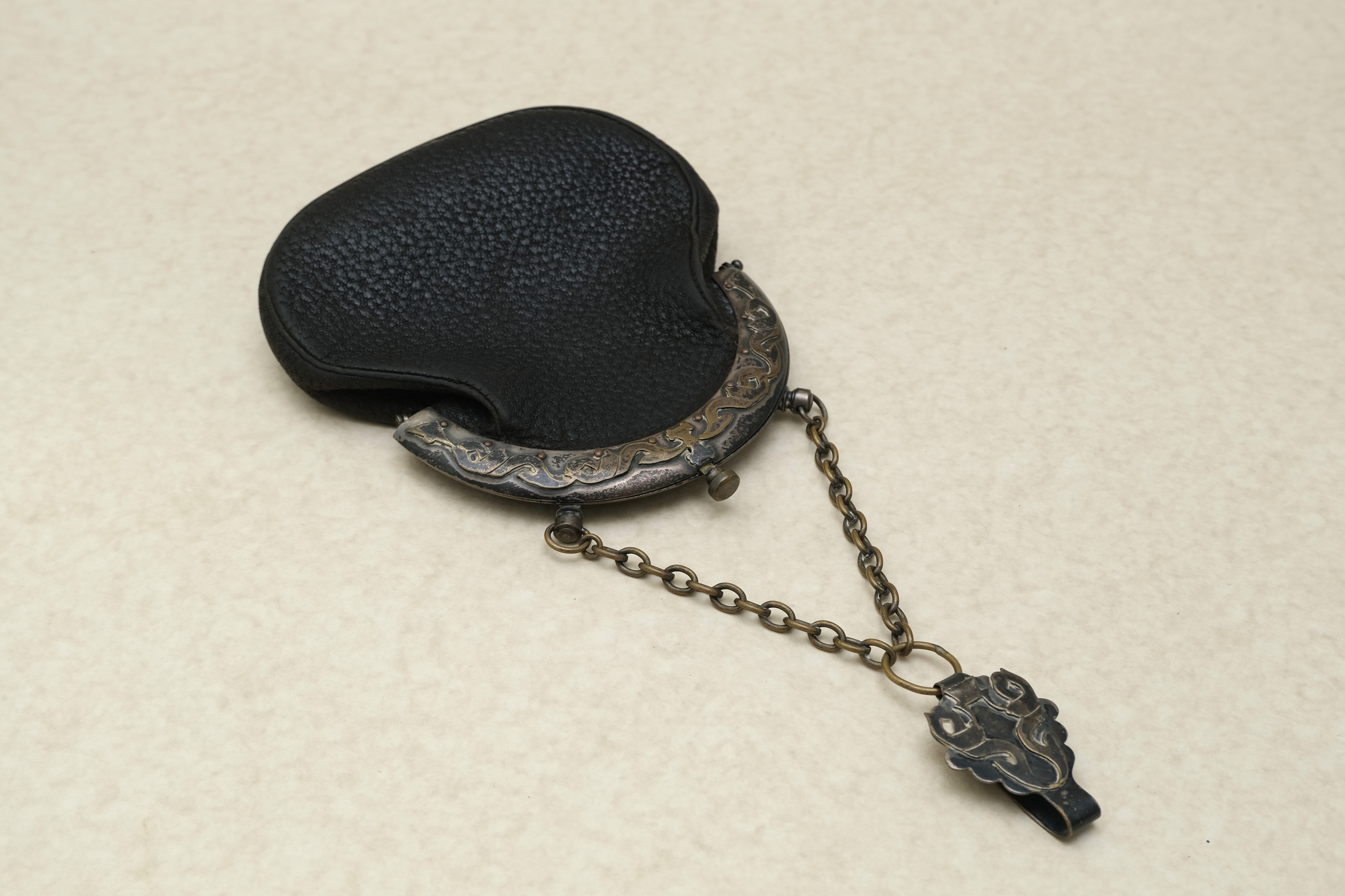 アンティークバッグ　ヴィクトリアンベルトポーチ