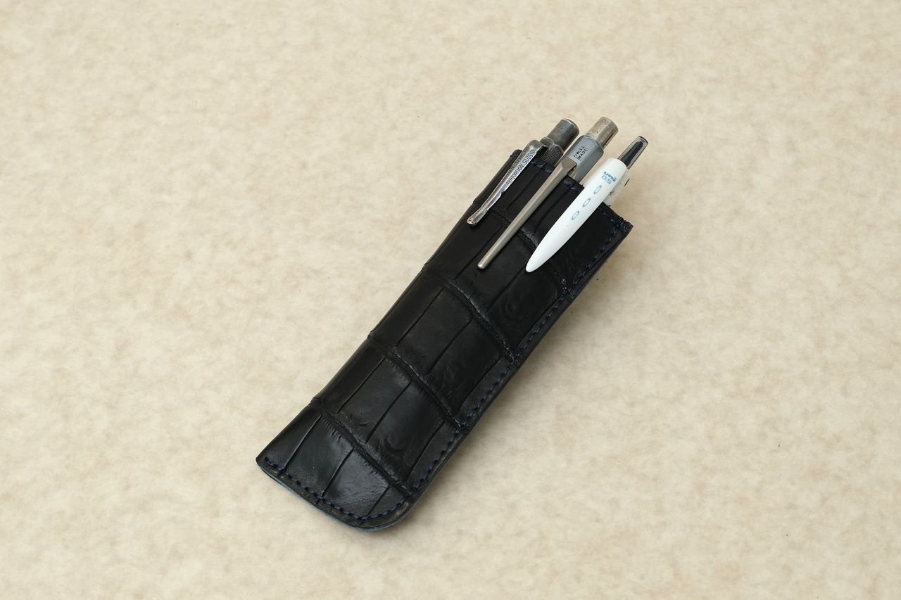ブラッククロコダイルのペンケース